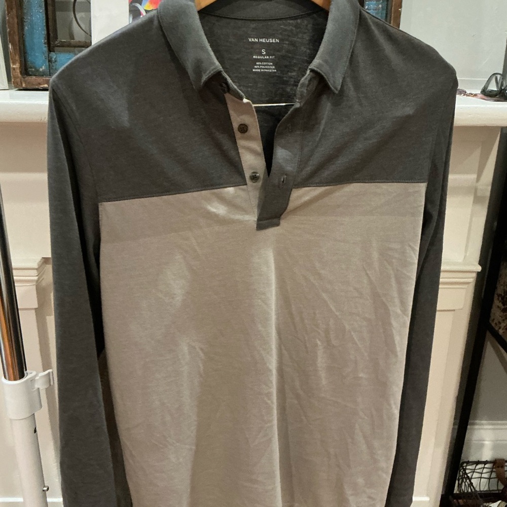 Van Heusen Men's Two-Tone Gray Button Down Shirt